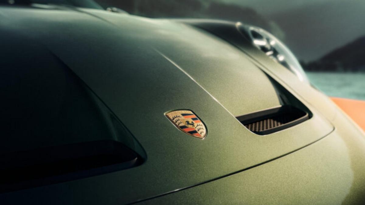 911 GT3 90 F. A. Porsche採用名為F. A. Green Metallic車漆。（圖／Porsche提供）