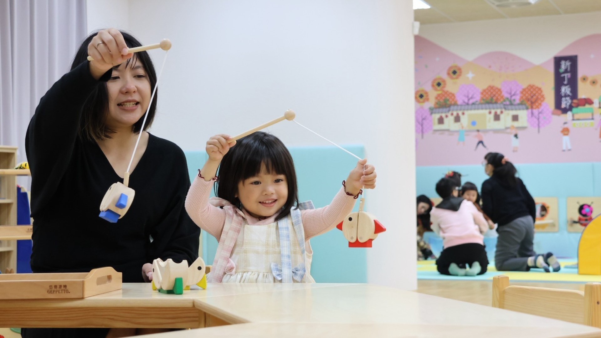 ▲台中親子館5倍增達標!位於客家樂活園區學習館4樓的東勢親子館今(12)日開幕。(圖片來源:臺中市政府社會局)