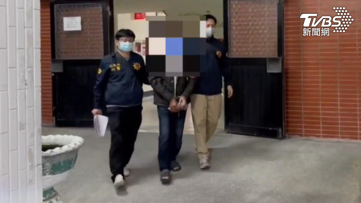 警眼尖逮毒犯!車內搜出各式毒品安非他命、依託咪酯以及磅秤。(圖/TVBS)