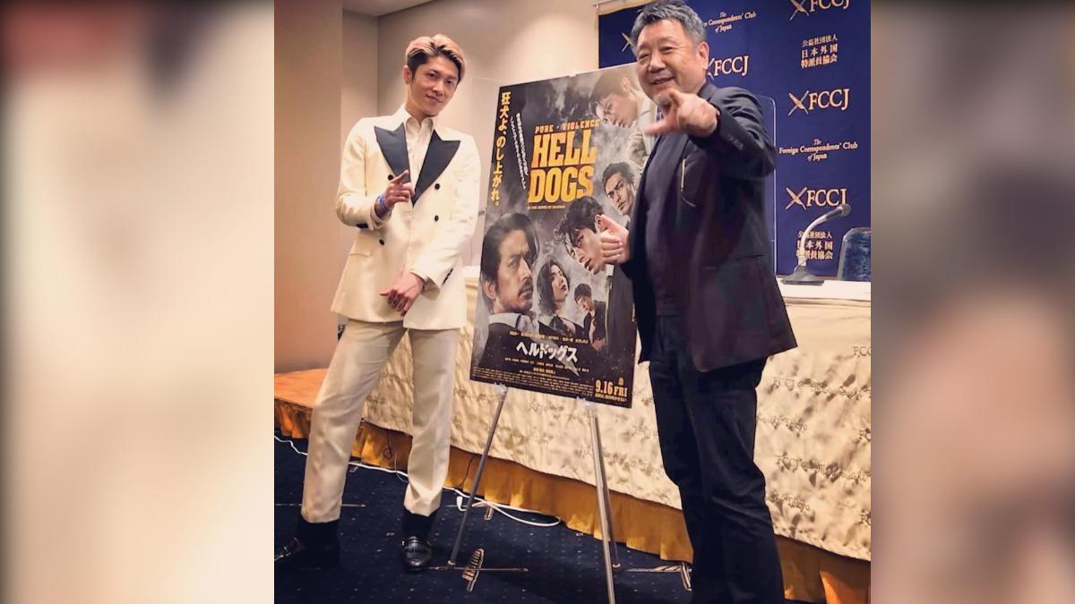 日本名導原田真人執導動作片《Hell Dogs》曾與演員MIYAVI出席活動。(圖/翻攝自IG)