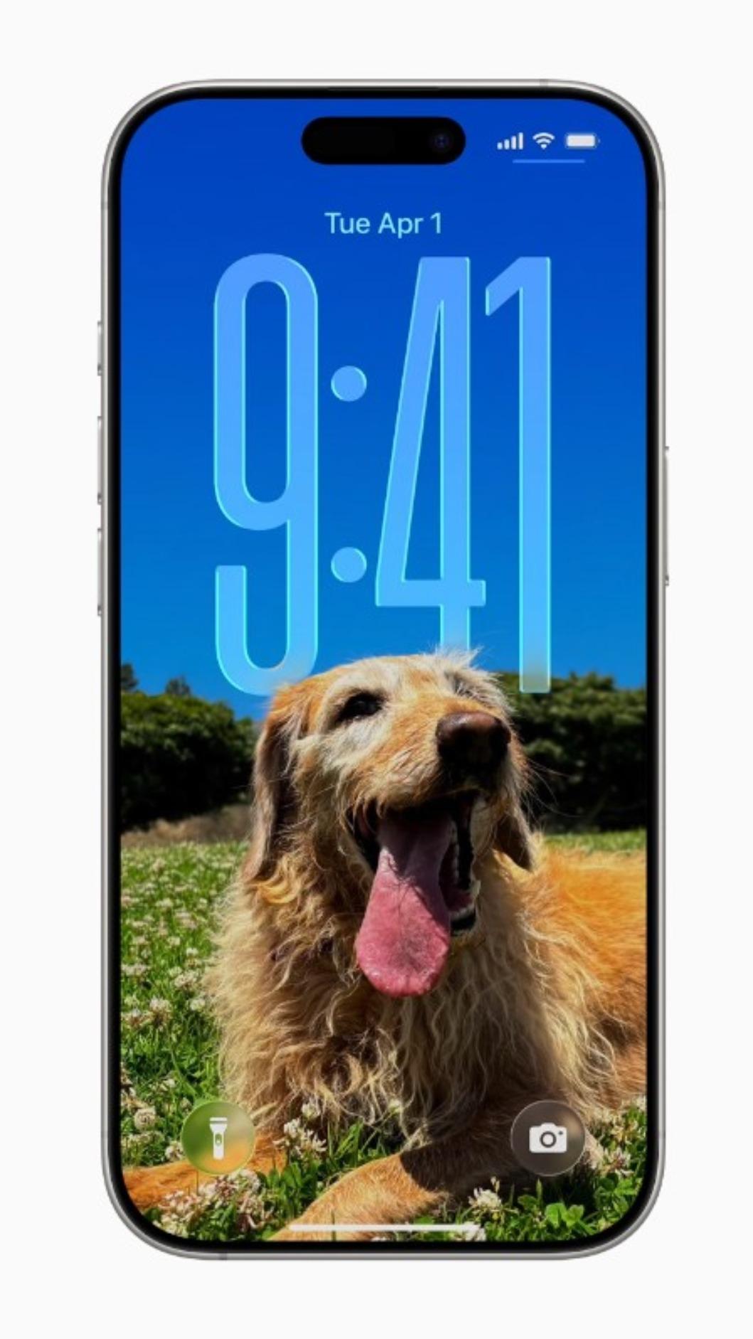 用戶現在可以自行調整鎖定畫面的「Liquid Glass 透明度滑動條」。(圖/翻攝自APPLE)