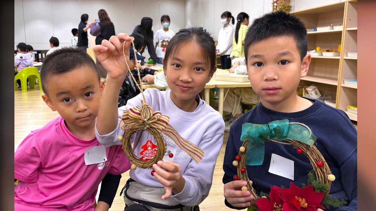 聖誕花圈創意手作迎接節慶。（圖／夏凱納靈糧堂提供）