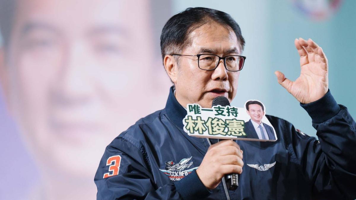你到底挺誰?黃偉哲將現身邱議瑩選前之夜 又出席賴瑞隆車掃