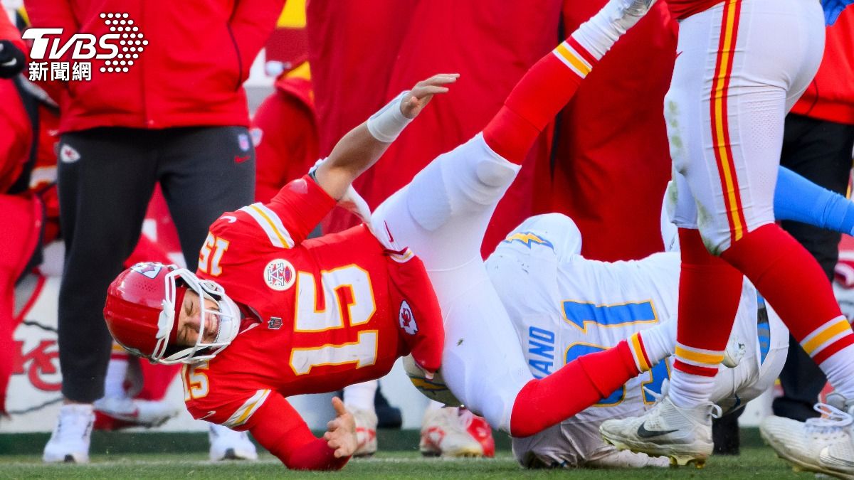 NFL/馬霍姆斯十字韌帶撕裂!酋長無緣季後賽 連10年紀錄中斷