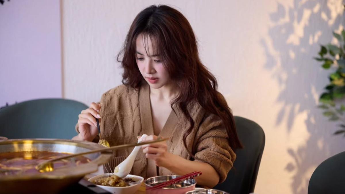 荷爾蒙飲食法可以讓代謝回到正常節奏,瘦得自然也不反彈。(圖/翻攝自蔡依林IG)
