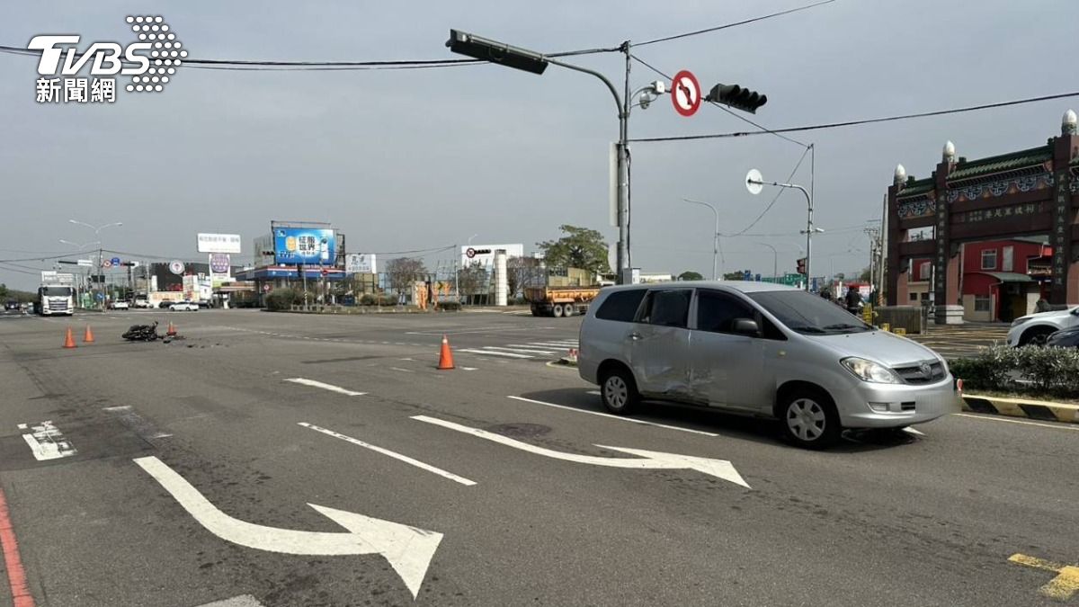 林翁在禁止左轉道違規左轉,撞死李姓男子。(圖/TVBS)
