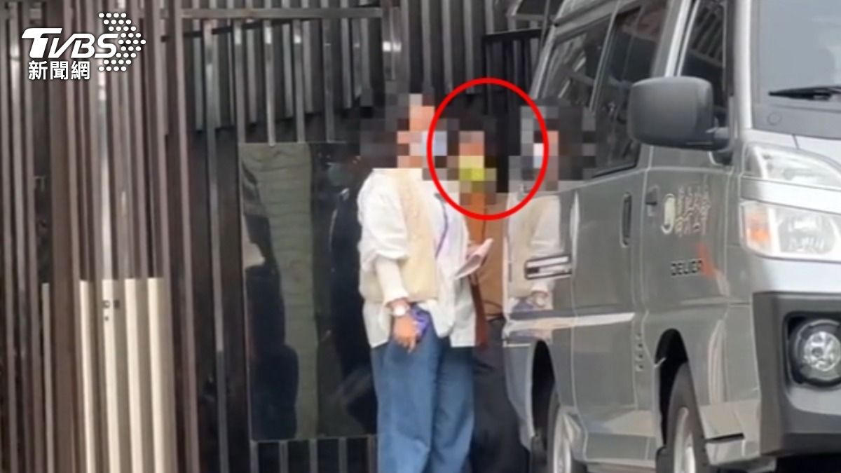 死者丈夫接獲噩耗，妻只是外出買菜，竟遭毒駕撞亡。（圖／TVBS）