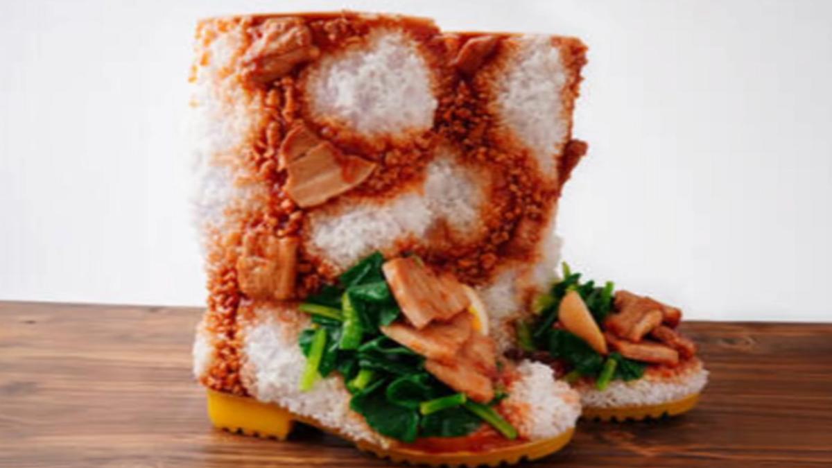 滷肉飯靴子是日本埼玉縣所澤市,今年推出的故鄉稅贈品之一。(圖/翻攝所澤市官網)