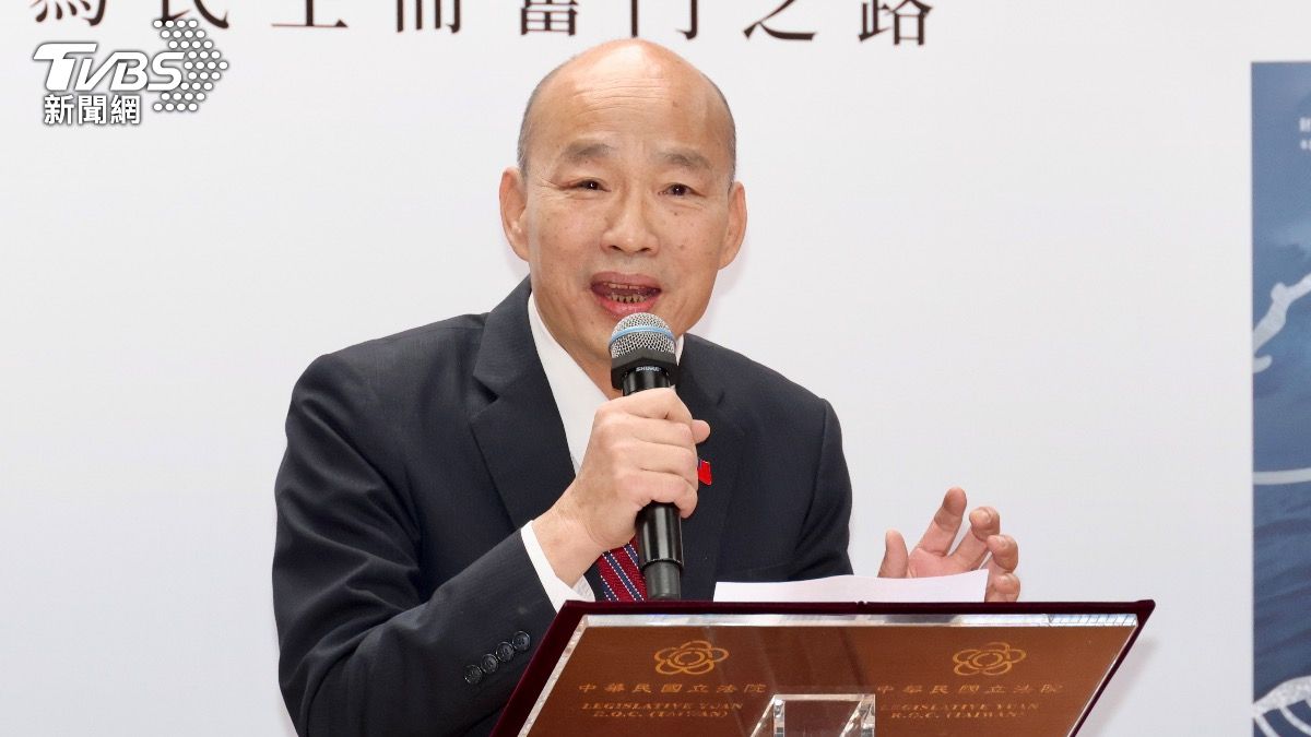 韓國瑜表示,昨天總統邀他茶敘他沒去,今天三位前院長齊聚他一定要來。(圖/潘建樺攝)