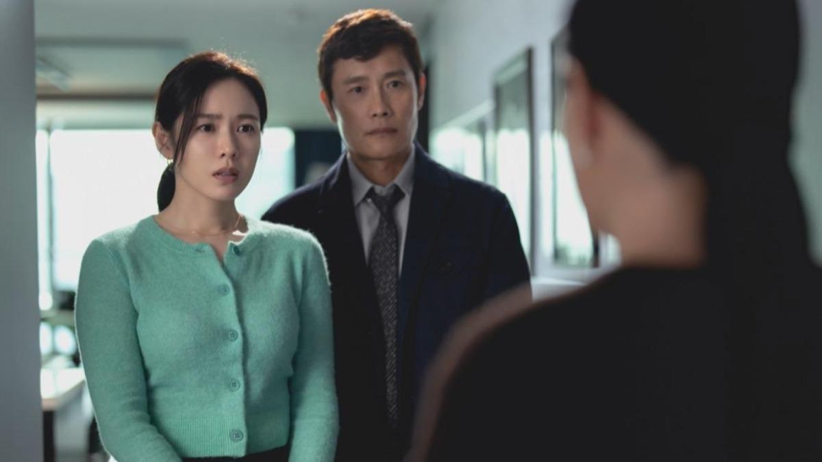 孫藝真、李炳憲主演《徵人啟弒》在國際間大好評。(圖/龍祥提供)