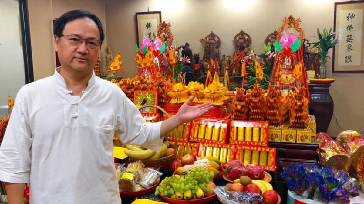 江柏樂曾分享對愛妻施法。(圖/翻攝自江柏樂臉書)