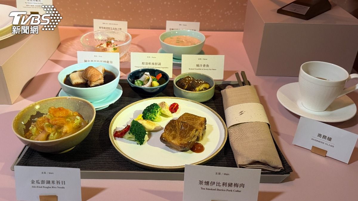 元紀攜手星宇航空推飛機餐。(圖/陳昫蓁攝)