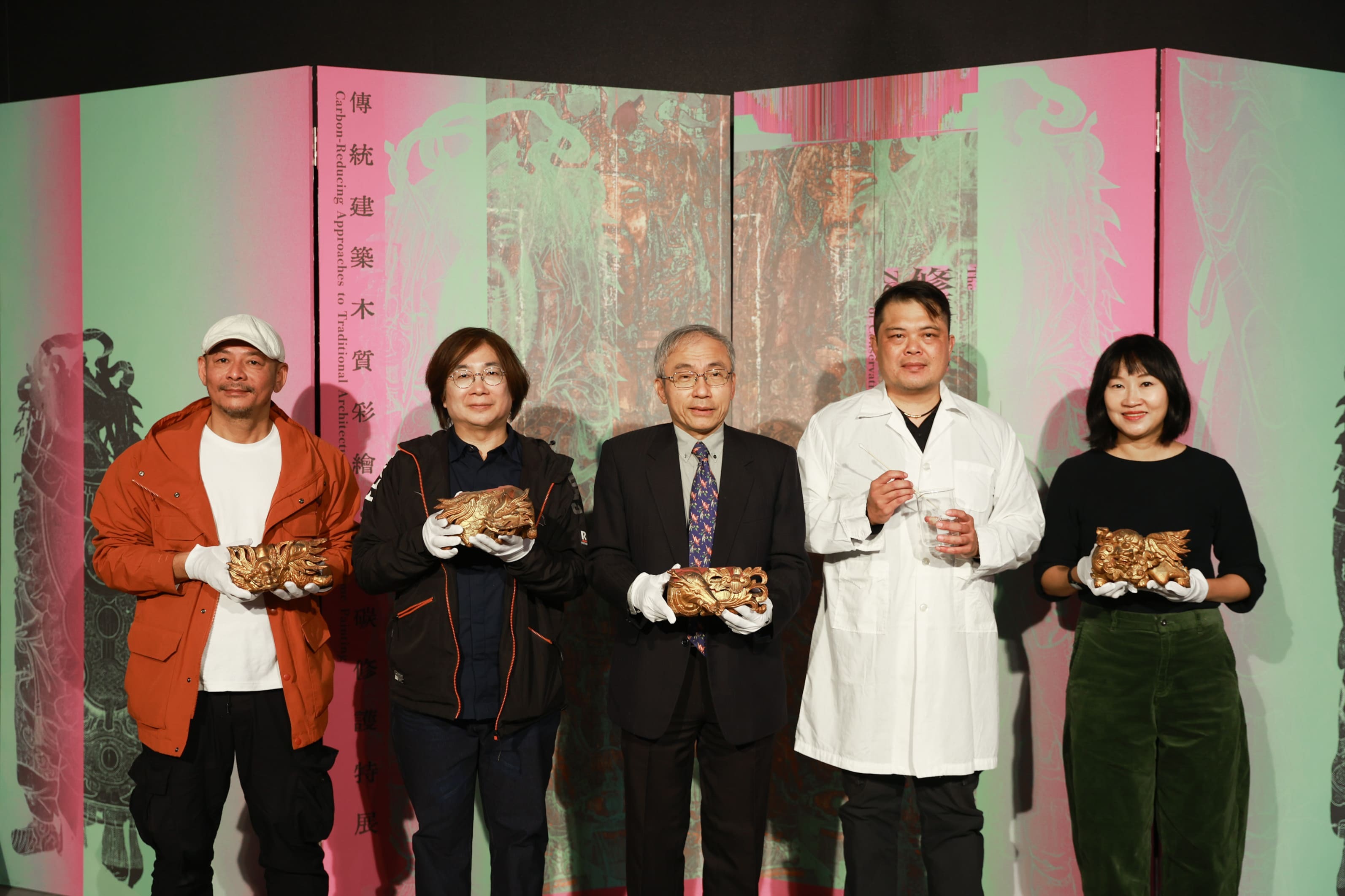 傳統建築彩繪減碳修護特展　百年文物呵護祕訣公開