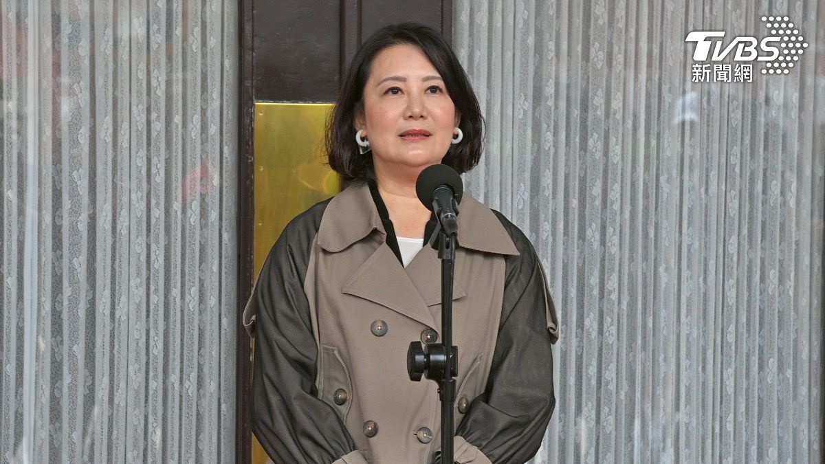 民進黨政策會執行長兼立委吳思瑤開酸藍白,彈劾總統的路「被自己堵死」。(圖/胡瑞麒攝)