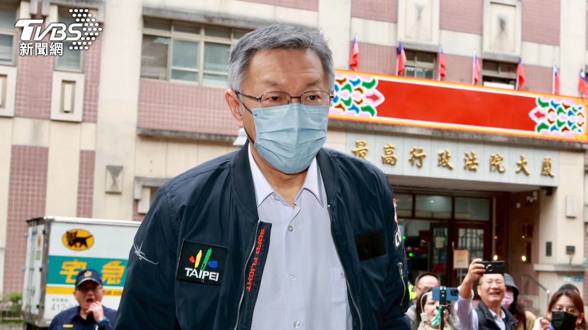 柯文哲今（19日）未開庭，但仍來台北地院旁聽。（圖/潘建樺）