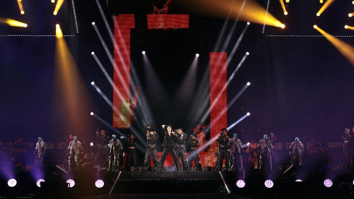 王力宏演唱會與機器人跳舞登上微博熱搜。(圖/翻攝自王力宏工作室微博)