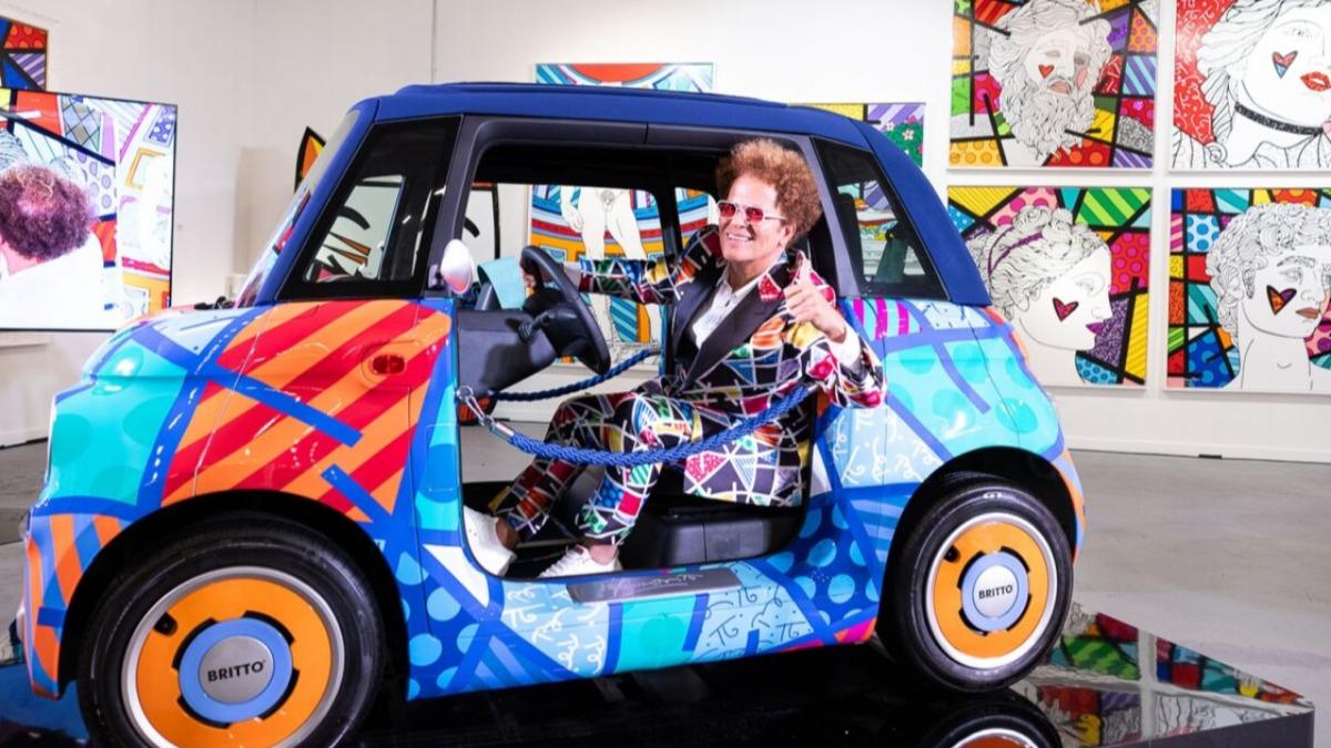 所展出的Fiat Topolino Brittolino藝術車,由巴西藝術家Romero Britto與Fiat攜手打造。(圖/Fiat提供)
