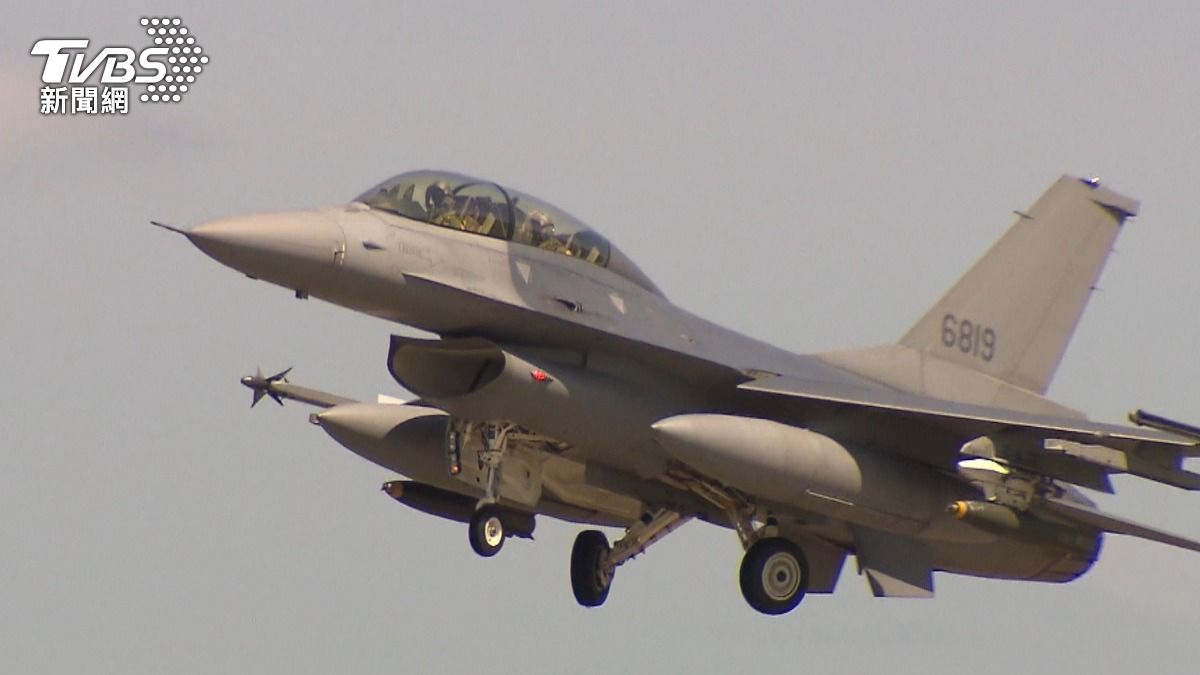 失事F-16沒防撞系統、防寒衣 馬文君轟國防部:官兵情何以堪