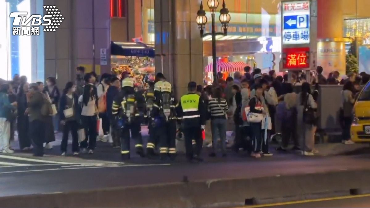 中山商圈突遇隨機殺人!店家「鎖門護客」救命關鍵。(圖/TVBS)