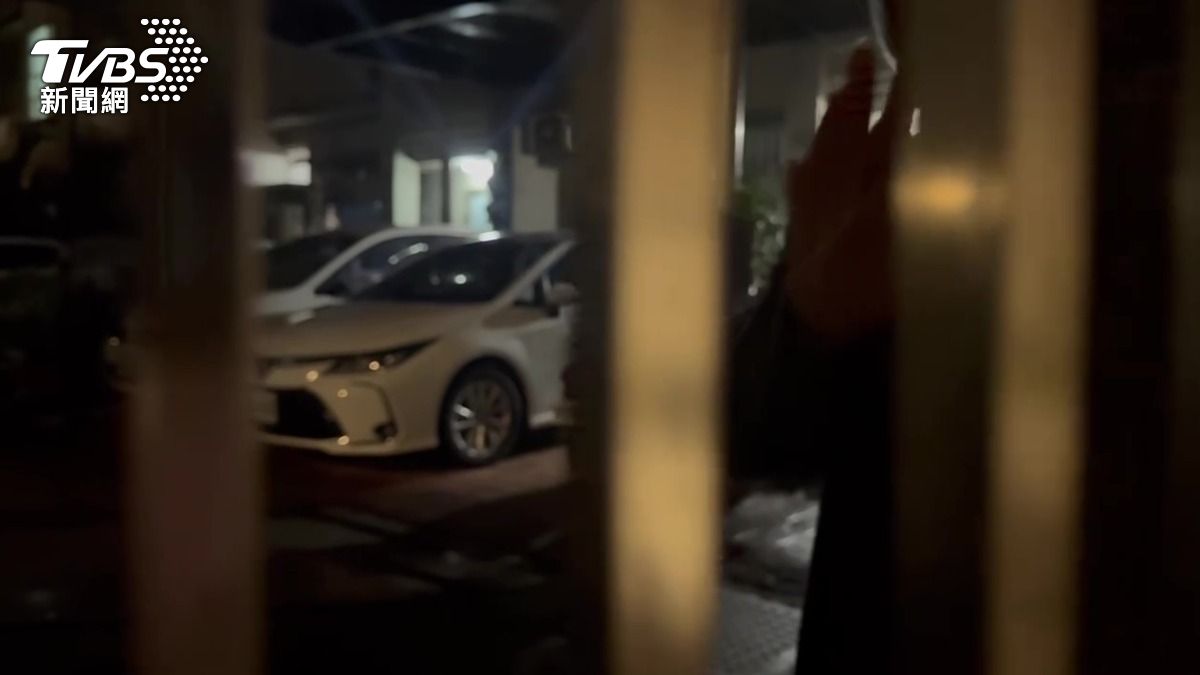 張文,北捷砍人,中山站砍人,北捷愛滋病,北車砍人,張文臉書,張文長相,張文通緝犯,捷運砍人,北車煙霧彈,張文墜樓