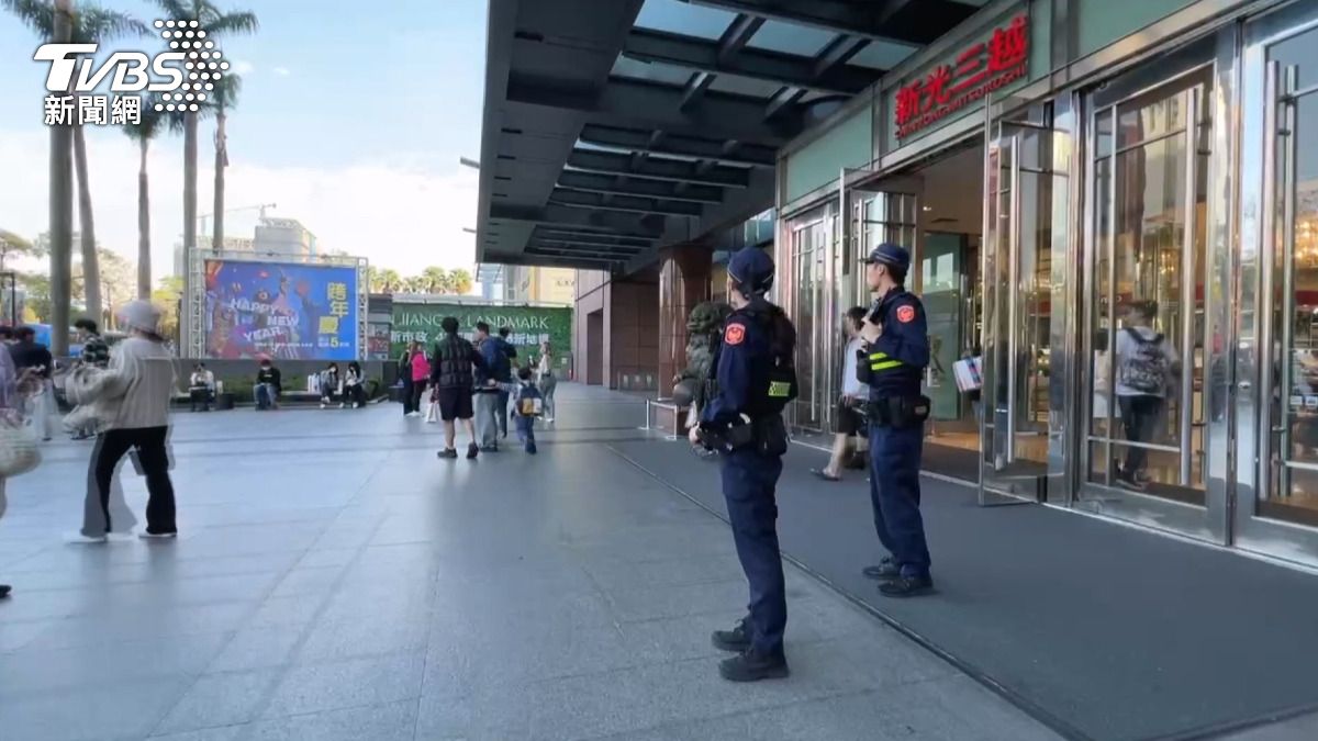 下一個攻擊目標將是台中的百貨公司。台中警方對此高度重視,已派員加強巡邏。(圖/TVBS)