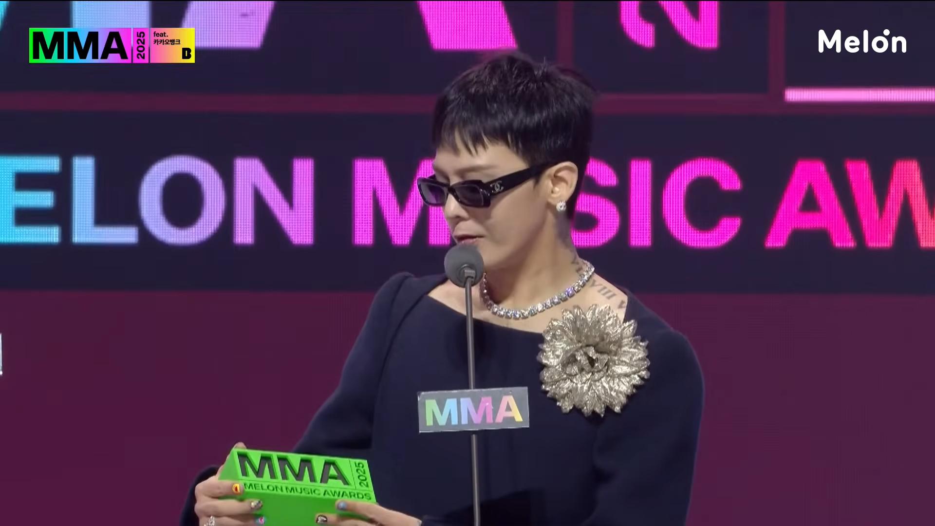 GD今晚連獲三獎。（圖／翻攝自멜론 Melon YouTube）