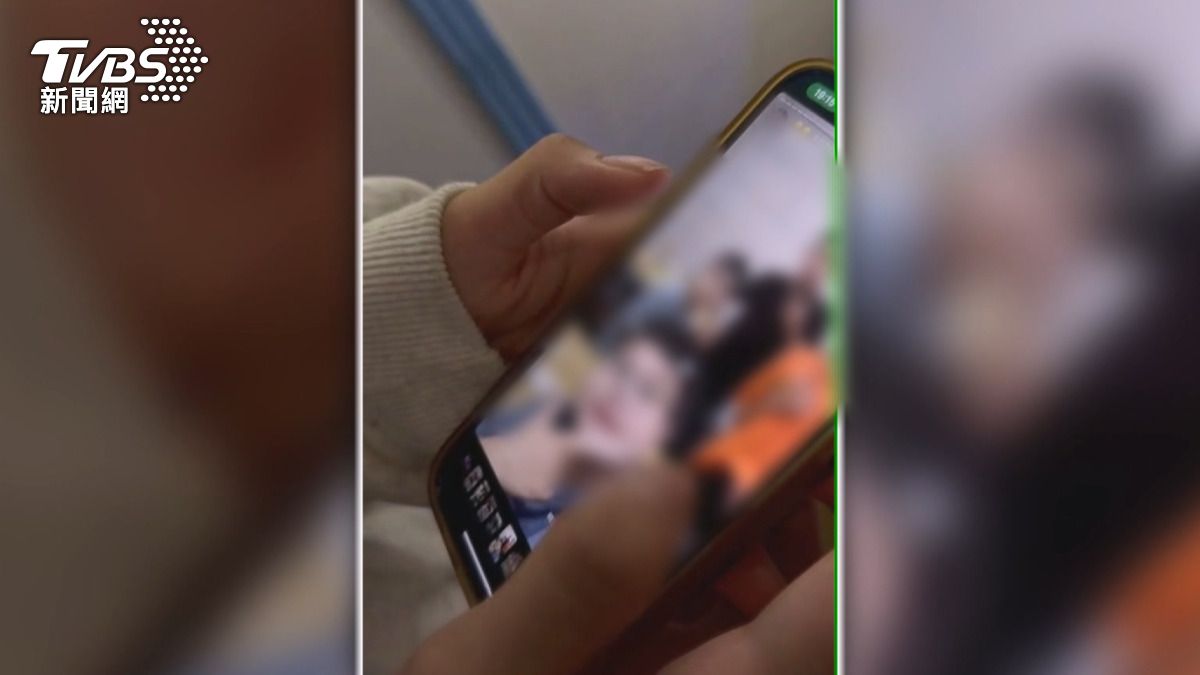 這群年輕人在KTV包廂內曾亮刀威脅班上一名15歲高中生 。(圖/民眾提供)