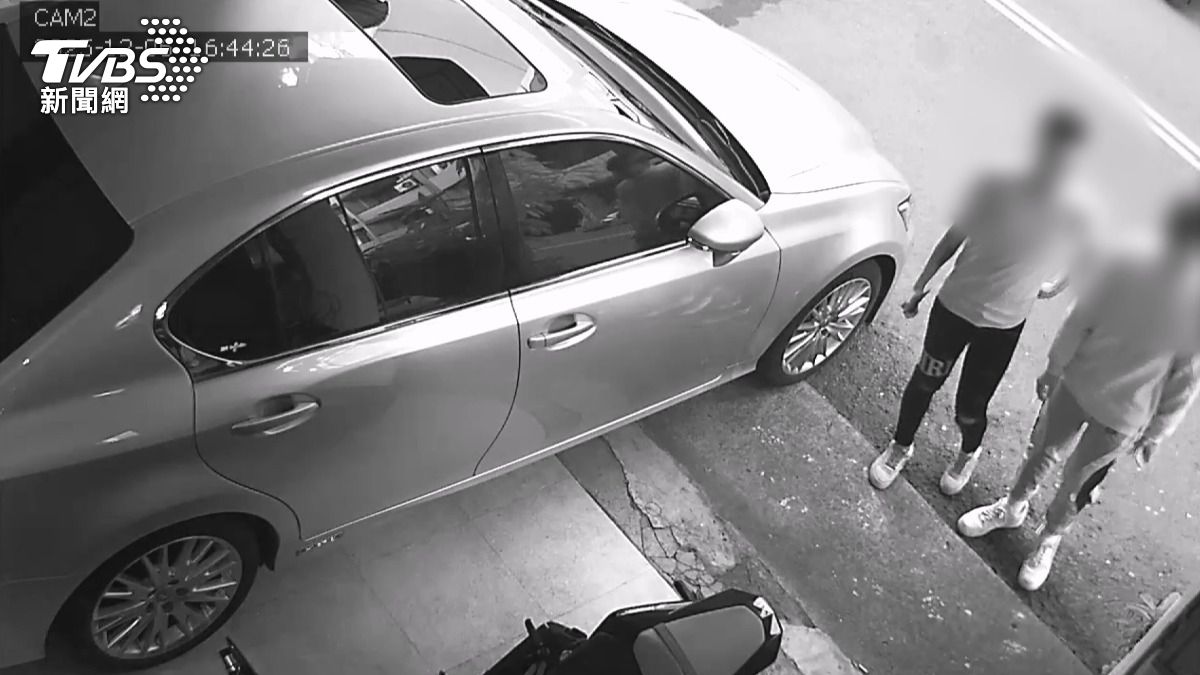 高中生表示,「我就跟他說不然我道歉,然後給你們錢,我不知道怎麼辦,我很怕。」。(圖/警方提供)
