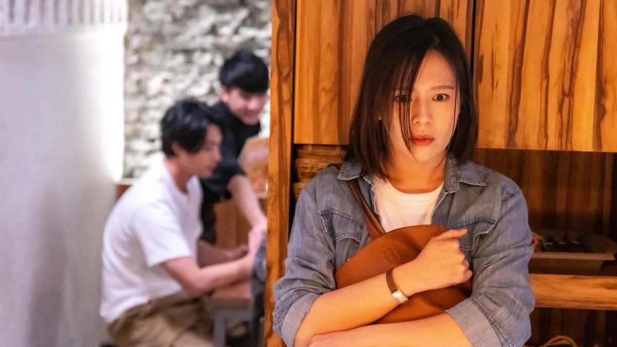 劉品言撞見連晨翔、孫淑媚有親密互動讓她備受打擊。(圖/TVBS)