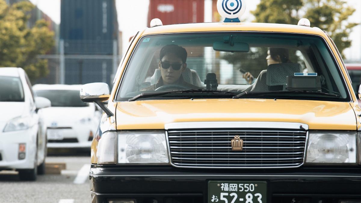 眼尖網友認出李帝勳的日本座駕是豐田皇冠衍生車型Sedan Super Deluxe。(圖/friDay影音提供)
