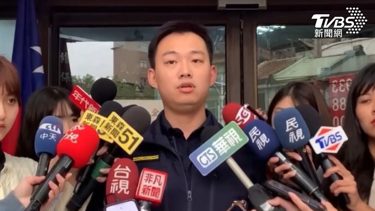 中山一派出所所長李欣鴻。（圖／TVBS）