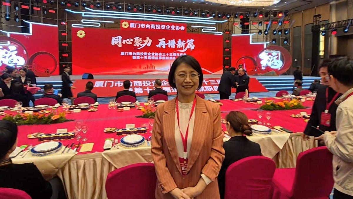 藍委赴陸「蔣孝嚴也在場」　翁曉玲嗆綠：仇中恨陸是非不明