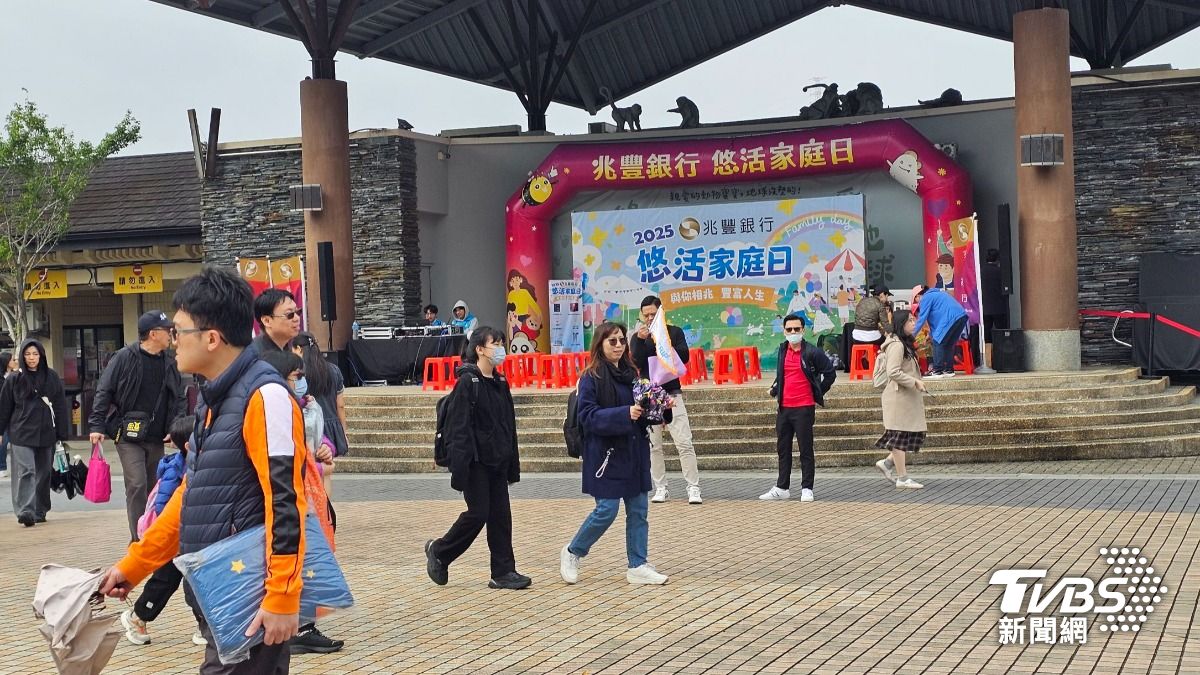 王姓行員本來要參加公司的家庭日,如今缺席,同事直呼非常可惜。(圖/TVBS)