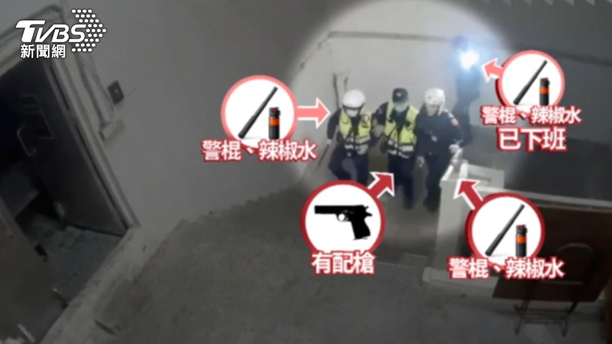 張文持刀躲誠品頂樓,七警急到現場,有人甚至剛下班,無裝備回來支援。(圖/TVBS)