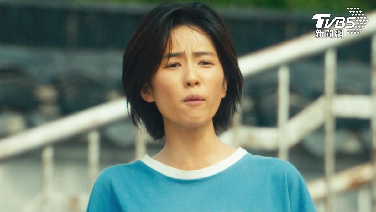 女主角白鹿在劇中突破以往形象。（圖／TVBS）