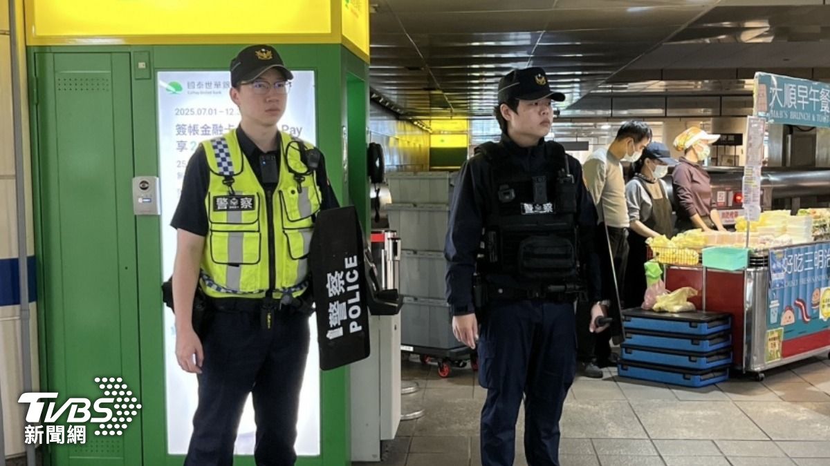 北捷中山砍人／張文攻擊案後首個上班日！乘客人流未減「低頭滑手機變少」