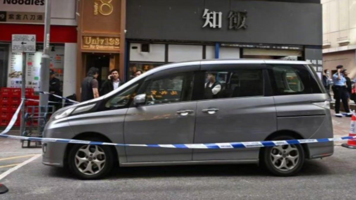 30秒劫10億日圓！香港犯罪集團白天當街持刀行搶　11男4女落網