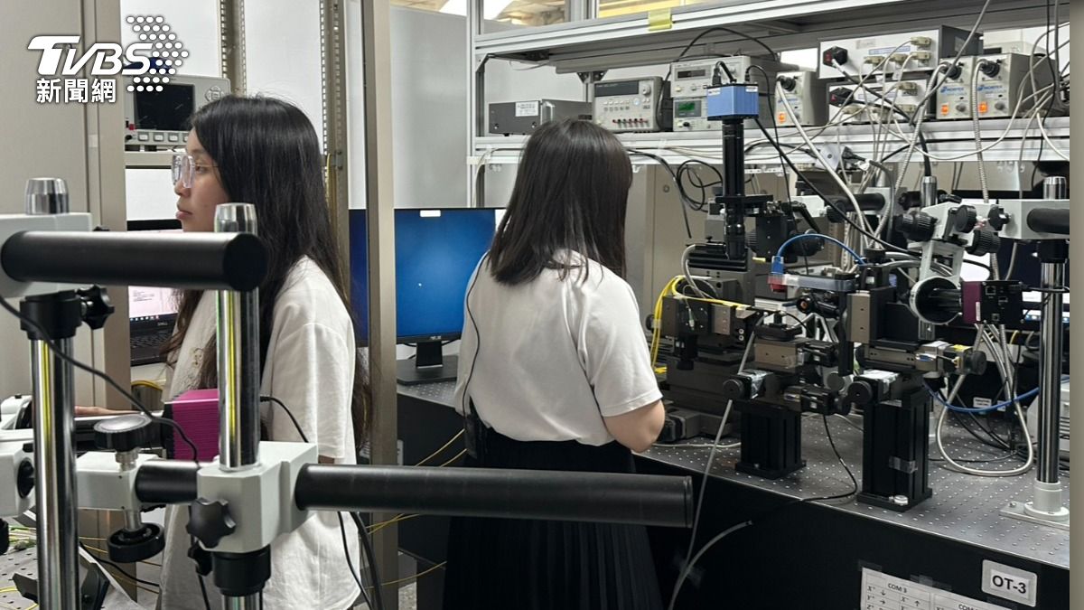 不被情緒勒索,社會新鮮人求職觀大轉變。(圖/TVBS)