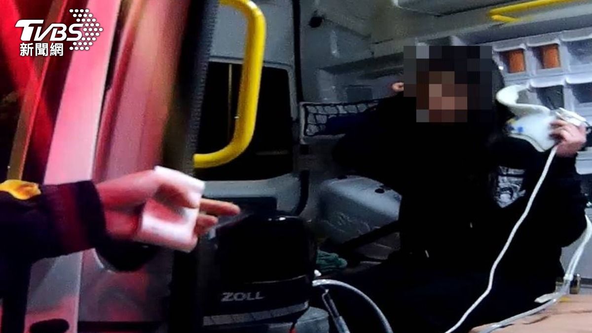 桃園女酒駕暴衝!撞爛社區圍牆 見警還辯:只喝3瓶冰結