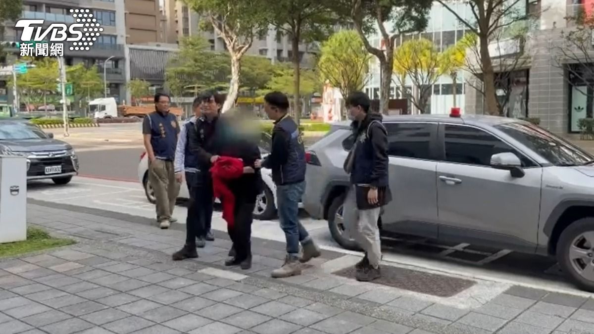 警方循線逮捕PO文的林男。(圖/TVBS)