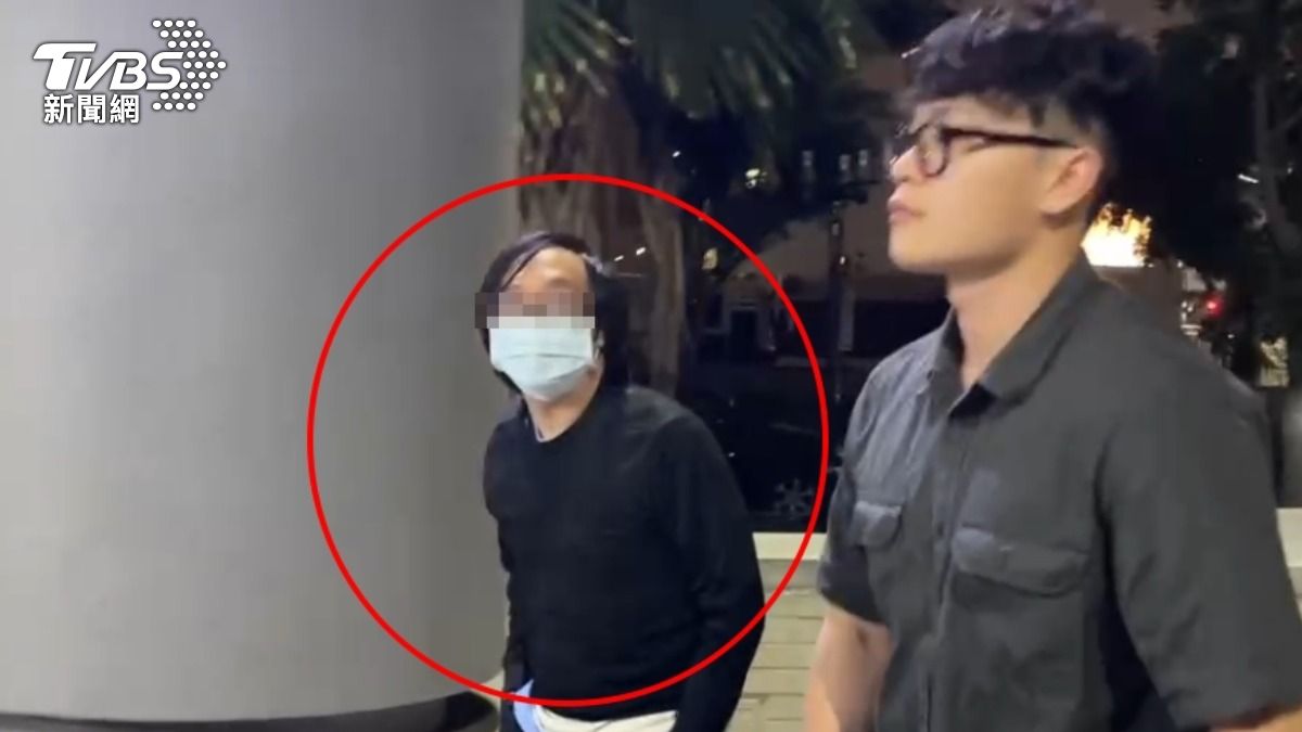 高雄男揚言炸掉小港機場，更稱張文、鄭捷都是他的人，遭警方拘提、移送。（圖／TVBS）