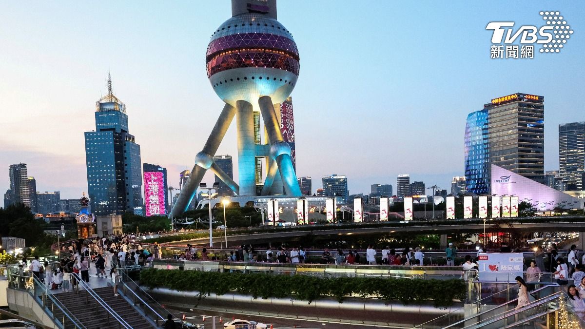 美國智庫榮鼎集團發布報告，估計中國2025年經濟成長率僅落在2.5%至3%之間，僅為官方宣稱增速的約一半。（圖／達志影像路透社）