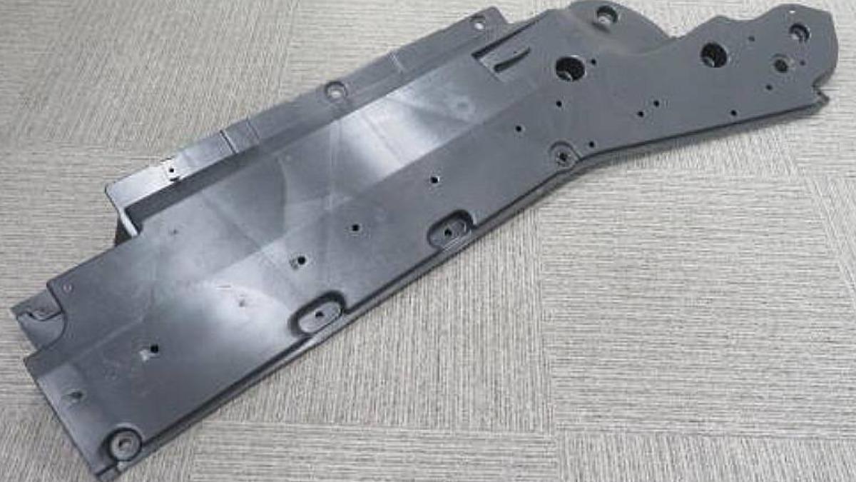 新RAV4的「車身底部護板(Body Under Cover)」首次採用了由豊田通商集團旗下Planik所開發的再生塑膠材料。(圖/Planik提供)