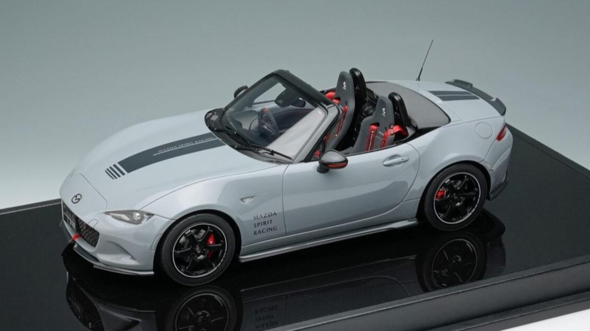 現場將發售Mazda Spirit Racing Roadster 12R的1:18模型車。(圖/Mazda提供)