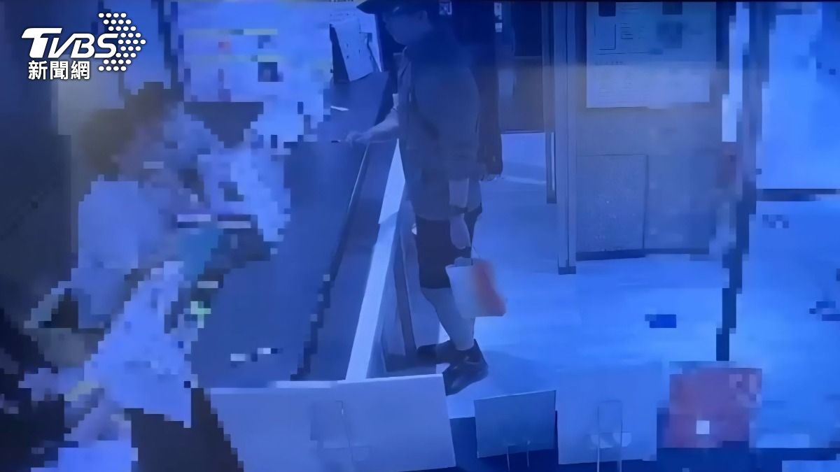 北捷中山砍人/張文誠品南西場勘!向店員瞎扯要去頂樓看聖誕樹