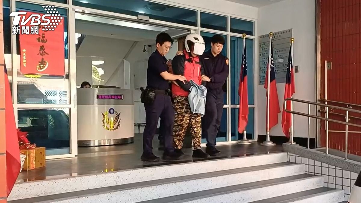 男子被警方移送法辦。(圖/TVBS)