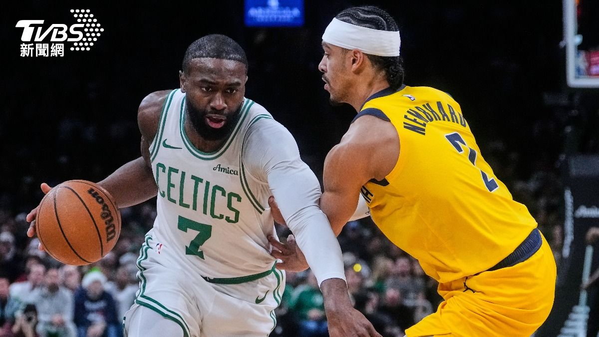 NBA/連7場飆30分!布朗拚高懸40年紀錄 塞爾提克逆轉勝溜馬