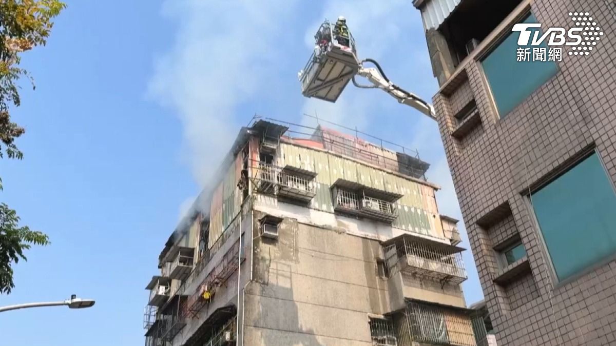 火災發生時無人在場,未造成人員傷亡。(圖/TVBS)
