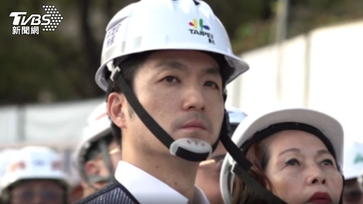 議員批警網失靈! 蔣萬安:上帝視角不予置評。(圖/TVBS)