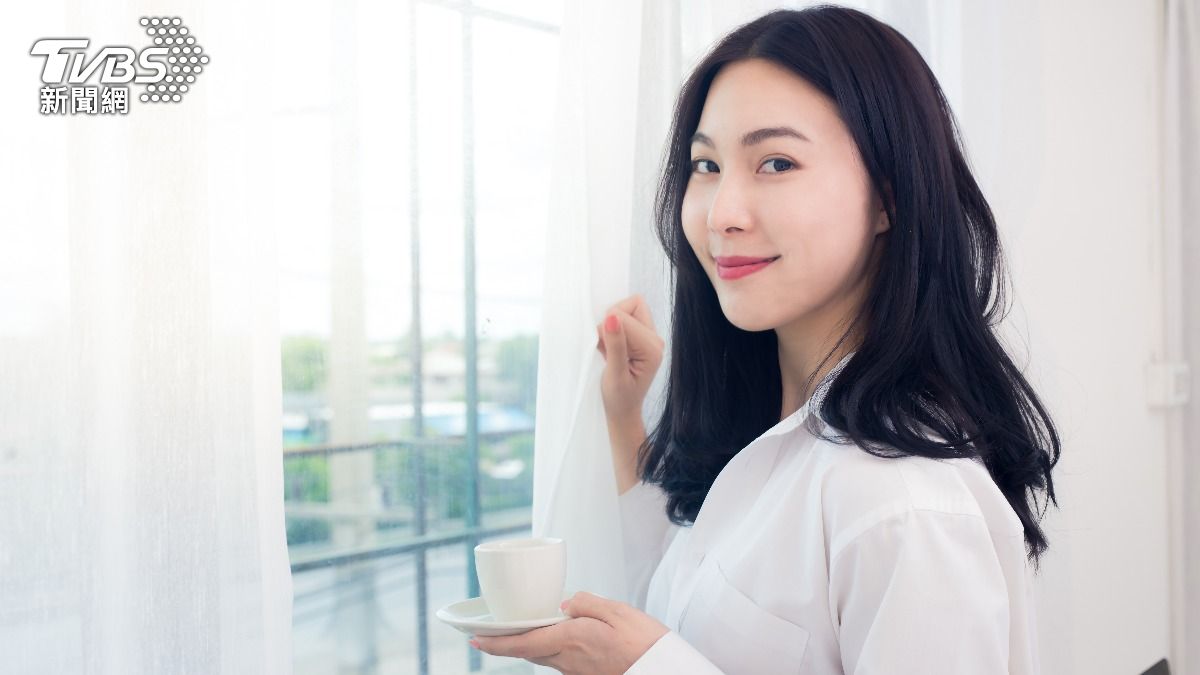 3星座女在感情中會優先考慮現實層面，認為經濟條件夠穩定才能維繫關係。（示意圖／shutterstock達志影像）